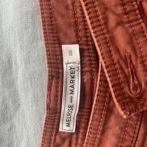 Melrose and Market Shorts - Picture 2 of 3